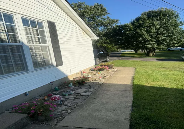 Photo 3 of Single family home for sale at 3825 Us 27, Lancaster, KY 40444 | MLS# 26021127 | Listing updated on 2026-09-30