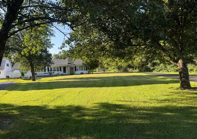 Photo 4 of Single family home for sale at 3825 Us 27, Lancaster, KY 40444 | MLS# 26021127 | Listing updated on 2026-09-30