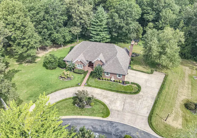 Photo 2 of Sale Pending at 20 Timber Ridge Dr, Paducah, KY 42001 | MLS# 26021366 | Listing updated on 2026-09-01