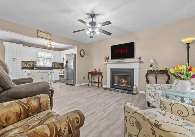 Photo 4 of Sale Pending at 217 Corral Ct, Frankfort, KY 40601 | MLS# 26021511 | Listing updated on 2026-10-13
