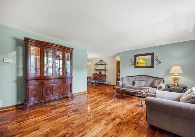 Photo 4 of Single family home for sale at 314 Saratoga Cir, Richmond, KY 40475 | MLS# 26021279 | Listing updated on 2026-09-28