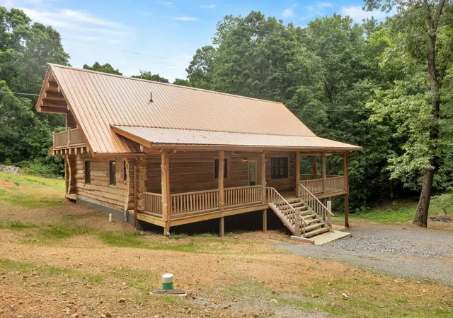 Photo 2 of Single family home for sale at 10 Forest Cir, Cadiz, KY 42211 | MLS# 26021159 | Listing updated on 2026-08-06