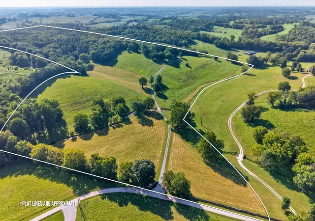 Photo 3 of House for sale at 620 Stone Rd, Paris, KY 40361 | MLS# 26021154 | Listing updated on 2026-08-10