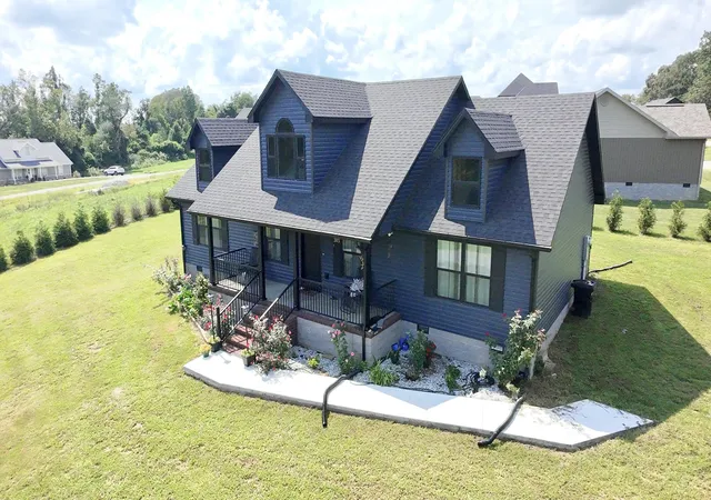 Photo 1 of Single family home for sale at 303 Sonny Aaron Dr, Jamestown, KY 42629 | MLS# 26021157 | Listing updated on 2026-08-26