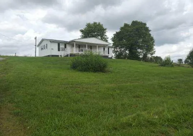 Photo 1 of Sale Pending at 3685 Mount Carmel Rd, Flemingsburg, KY 41041 | MLS# 26021406 | Listing updated on 2026-08-19