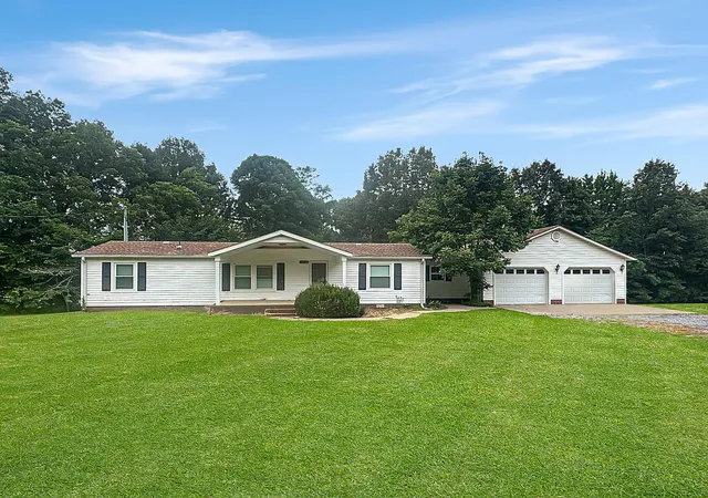 Photo 1 of Sale Pending at 11010 Us 62, Bardwell, KY 42023 | MLS# 26021570 | Listing updated on 2026-09-10