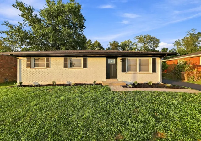 Single family home for sale at 497 Asbury Ln, Lexington, KY 40511 | MLS# 26021354