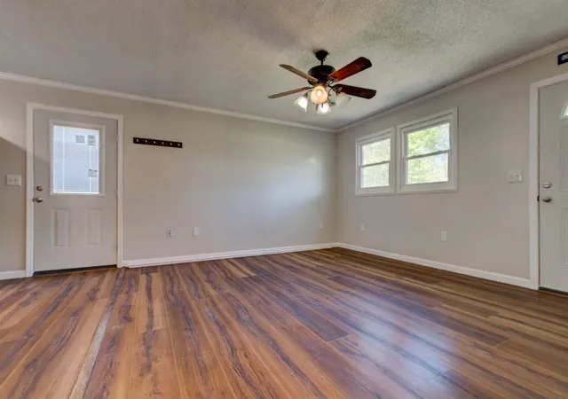 Photo 4 of Single family home for sale at 2408 State Hwy 1050, Jeffersonville, KY 40337 | MLS# 26021174 | Listing updated on 2026-09-18