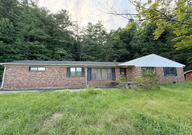 Photo 2 of Single family home for sale at 8683 Us 119, Calvin, KY 40813 | MLS# 26021195 | Listing updated on 2026-08-28