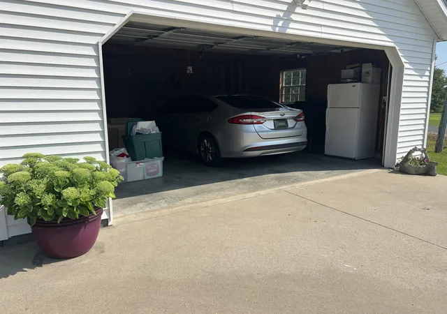 Photo 31 of Single family home for sale at 40 Lindsey Ln, Symsonia, KY 42082 | MLS# 26021386 | Listing updated on 2026-08-14