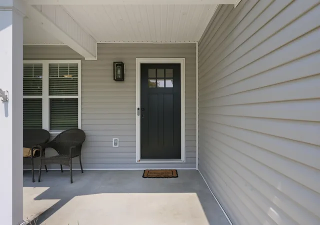 Photo 3 of Single family home for sale at 475 Flint Rd, Waco, KY 40385 | MLS# 26021196 | Listing updated on 2026-10-07