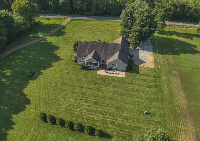 Photo 45 of Sale Pending at 7131 Lovelaceville Rd, Paducah, KY 42001 | MLS# 26021971 | Listing updated on 2026-09-02