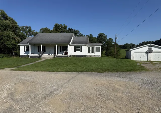 Photo 3 of Sale Pending at 101 Steele Ln, Mc Kee, KY 40447 | MLS# 26021200 | Listing updated on 2026-09-17