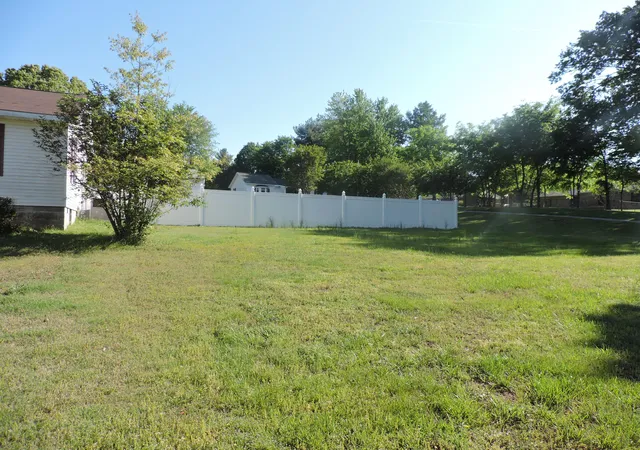 Photo 3 of Sale Pending at 441 Clark Line, Paducah, KY 42003 | MLS# 26021425 | Listing updated on 2026-09-08