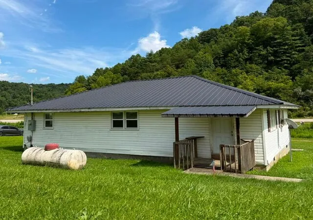Photo 17 of Single family home for sale at 24 Revis Rd, West Liberty, KY 41472 | MLS# 26021499 | Listing updated on 2026-08-10