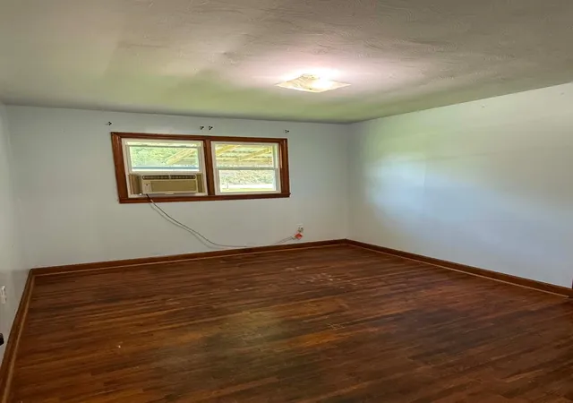 Photo 4 of Single family home for sale at 24 Revis Rd, West Liberty, KY 41472 | MLS# 26021499 | Listing updated on 2026-08-10