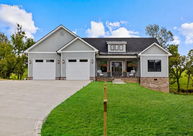 Photo 1 of Single family home for sale at 545 Boones Crk Rd, Lancaster, KY 40444 | MLS# 26021385 | Listing updated on 2026-09-03