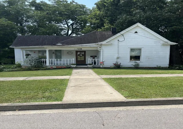 Photo 1 of Single family home for sale at 412 Holt Ave, Mount Sterling, KY 40353 | MLS# 26021361 | Listing updated on 2026-08-07