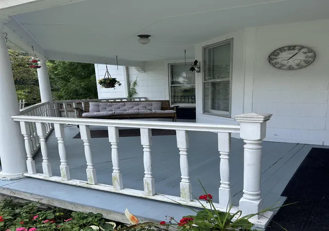 Photo 2 of Single family home for sale at 412 Holt Ave, Mount Sterling, KY 40353 | MLS# 26021361 | Listing updated on 2026-08-07