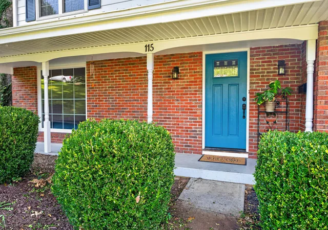 Photo 2 of Single family home for sale at 115 Cherry Rd Ct, Berea, KY 40403 | MLS# 26021577 | Listing updated on 2026-10-08