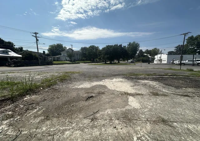 Photo 1 of Land for sale at 403 E Main St, Princeton, KY 42445 | MLS# 26021251 | Listing updated on 2026-08-28
