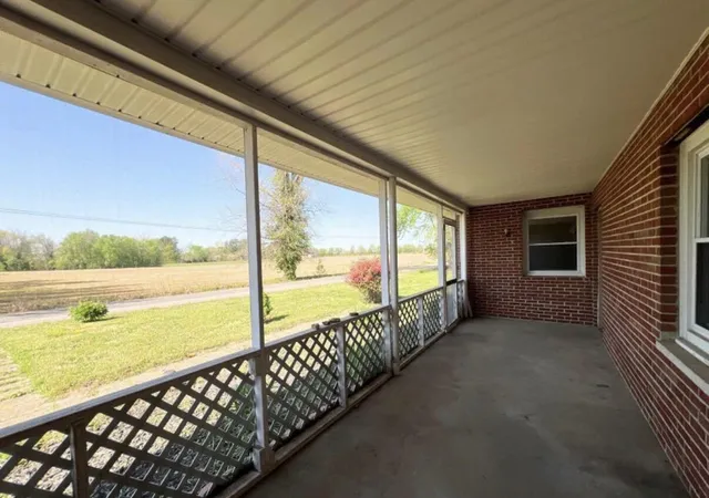 Photo 2 of Single family home for sale at 110 W Pierson St, Fredonia, KY 42411 | MLS# 26021239 | Listing updated on 2026-08-17