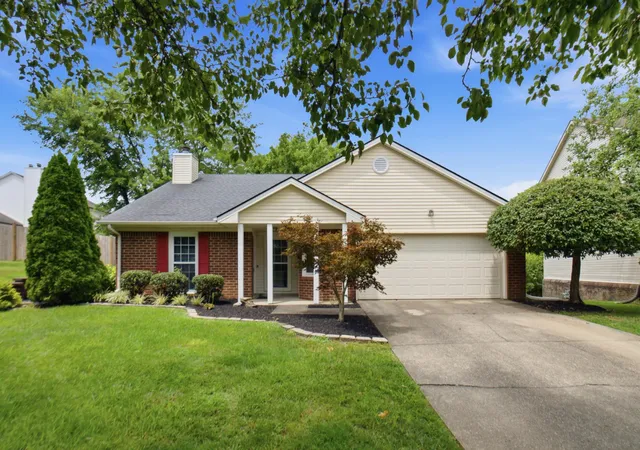 Photo 1 of Single family home for sale at 3805 Muirfield Pl, Lexington, KY 40509 | MLS# 26021282 | Listing updated on 2026-10-13