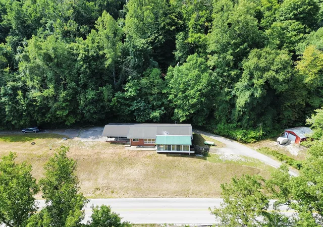 Photo 2 of Single family home for sale at 1556 Ky 8, Vanceburg, KY 41179 | MLS# 26021345 | Listing updated on 2026-09-14