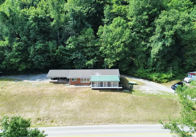 Photo 3 of Single family home for sale at 1556 Ky 8, Vanceburg, KY 41179 | MLS# 26021345 | Listing updated on 2026-09-14