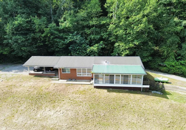 Photo 3 of Single family home for sale at 1556 Ky 8, Vanceburg, KY 41179 | MLS# 26021345 | Listing updated on 2026-09-14