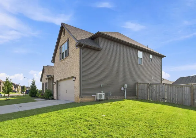 Photo 4 of Sale Pending at 597 Windflower Way, Lexington, KY 40511 | MLS# 26021437 | Listing updated on 2026-10-13