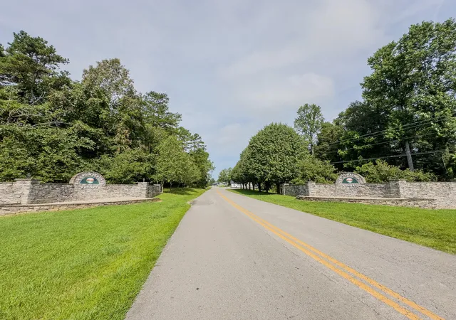 Photo 3 of Single family home for sale at 253 Stoneybrook Rd, Burnside, KY 42519 | MLS# 26021298 | Listing updated on 2026-08-18