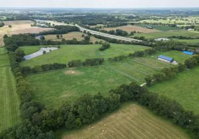 Land for sale at 1625 Woodlake Rd, Frankfort, KY 40601 | MLS# 26021296