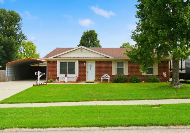 Photo 2 of Sale Pending at 809 Pocahontas Trl, Georgetown, KY 40324 | MLS# 26021340 | Listing updated on 2026-08-14
