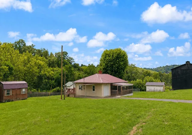 Photo 1 of Single family home for sale at 35 Herbert Grubbs Rd, Lancaster, KY 40444 | MLS# 26021549 | Listing updated on 2026-08-10