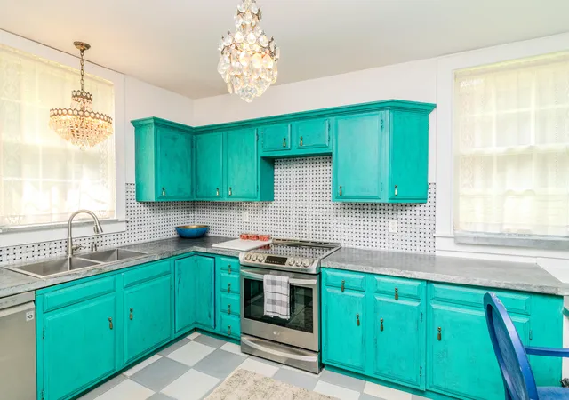 Photo 2 of Single family home for sale at 224 W Hickman St, Winchester, KY 40391 | MLS# 26021718 | Listing updated on 2026-08-14