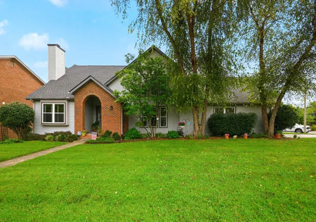 Photo 1 of Single family home for sale at 517 Stone Creek Dr, Lexington, KY 40503 | MLS# 26021665 | Listing updated on 2026-09-07