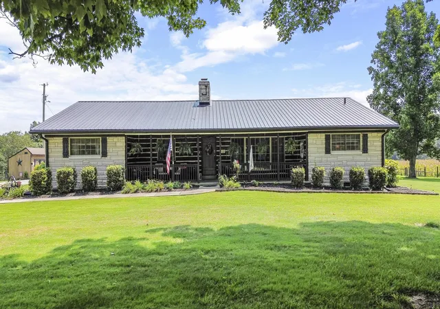 Photo 2 of Single family home for sale at 3686 Highway 837, Nancy, KY 42544 | MLS# 26021452 | Listing updated on 2026-08-16