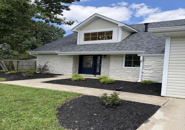 Photo 4 of Single family home for sale at 3148 Beaver Crk Dr, Lexington, KY 40517 | MLS# 26021432 | Listing updated on 2026-09-14