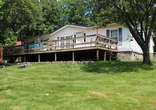 Photo 1 of Sale Pending at 349 Parkview Manor Dr, Gilbertsville, KY 42044 | MLS# 26021800 | Listing updated on 2026-08-14