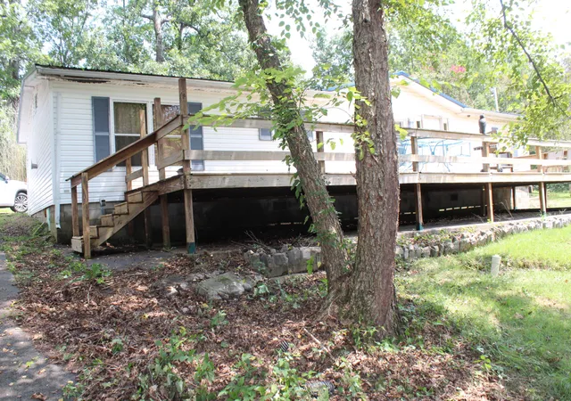 Photo 2 of Sale Pending at 349 Parkview Manor Dr, Gilbertsville, KY 42044 | MLS# 26021800 | Listing updated on 2026-08-14