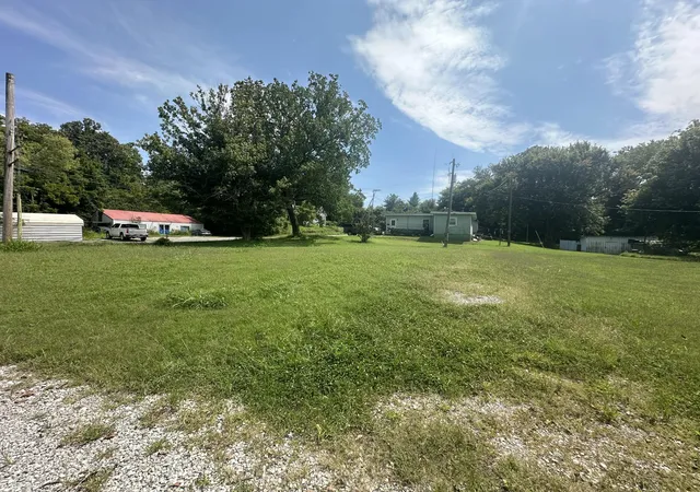 Photo 6 of Land for sale at 214 Cadiz St, Princeton, KY 42445 | MLS# 26021335 | Listing updated on 2026-08-07