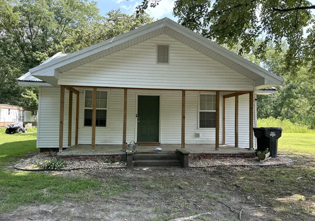 Photo 1 of Single family home for sale at 11095 State Rte 2422, Water Valley, KY 42085 | MLS# 26021438 | Listing updated on 2026-08-08