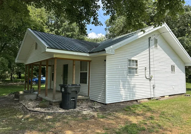 Photo 2 of Single family home for sale at 11095 State Rte 2422, Water Valley, KY 42085 | MLS# 26021438 | Listing updated on 2026-08-08