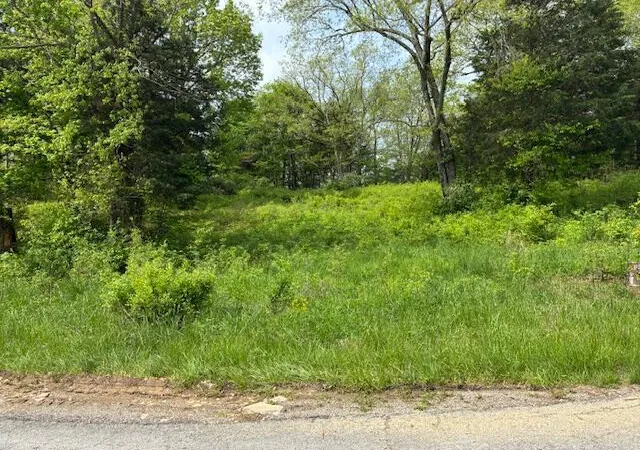 Photo 1 of Land for sale at 33 Crescent Ct, Lawrenceburg, KY 40342 | MLS# 26021329 | Listing updated on 2026-08-07