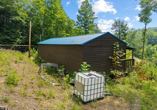Photo 3 of Single family home for sale at Lot 22 Poppy Ln, Campton, KY 41301 | MLS# 26022055 | Listing updated on 2026-10-13