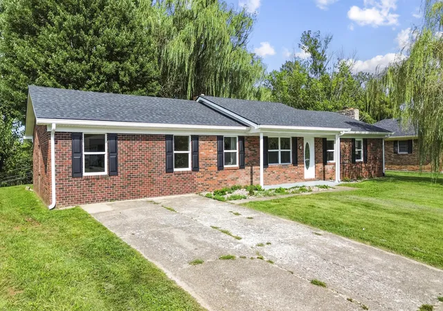 Photo 3 of Single family home for sale at 2122 Ryans Way, Somerset, KY 42503 | MLS# 26021471 | Listing updated on 2026-10-07