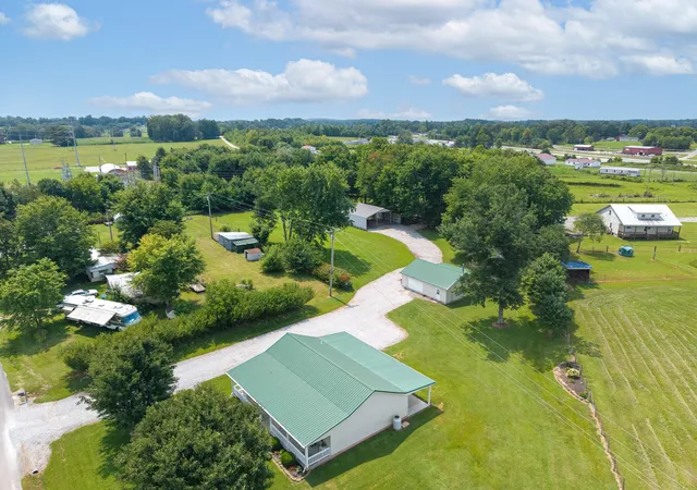 Photo 97 of Single family home for sale at 965 Old Somerset Stanford Rd, Eubank, KY 42567 | MLS# 26021774 | Listing updated on 2026-09-27