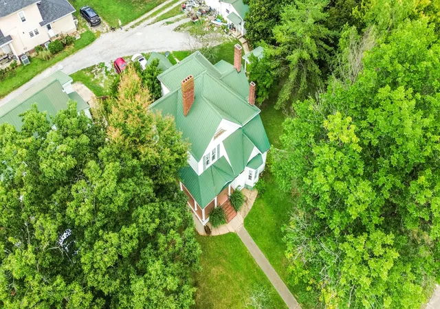 Photo 3 of Single family home for sale at 220 S Main Cross St, Flemingsburg, KY 41041 | MLS# 26021380 | Listing updated on 2026-08-07
