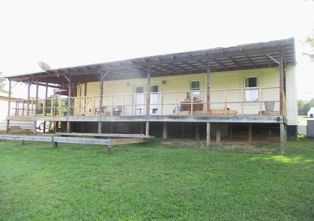 Photo 4 of Sale Pending at 3334 Symsonia Hwy, Benton, KY 42025 | MLS# 26022548 | Listing updated on 2026-09-12